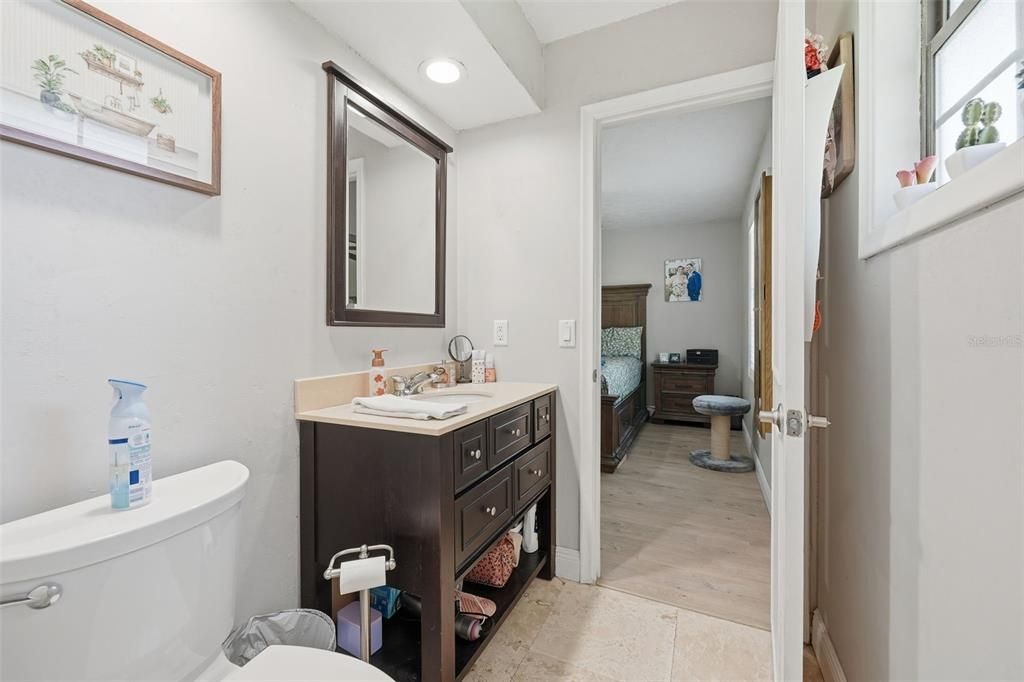 Под контрактом: $224,900 (3 спален, 2 ванн, 1162 Квадратных фут)