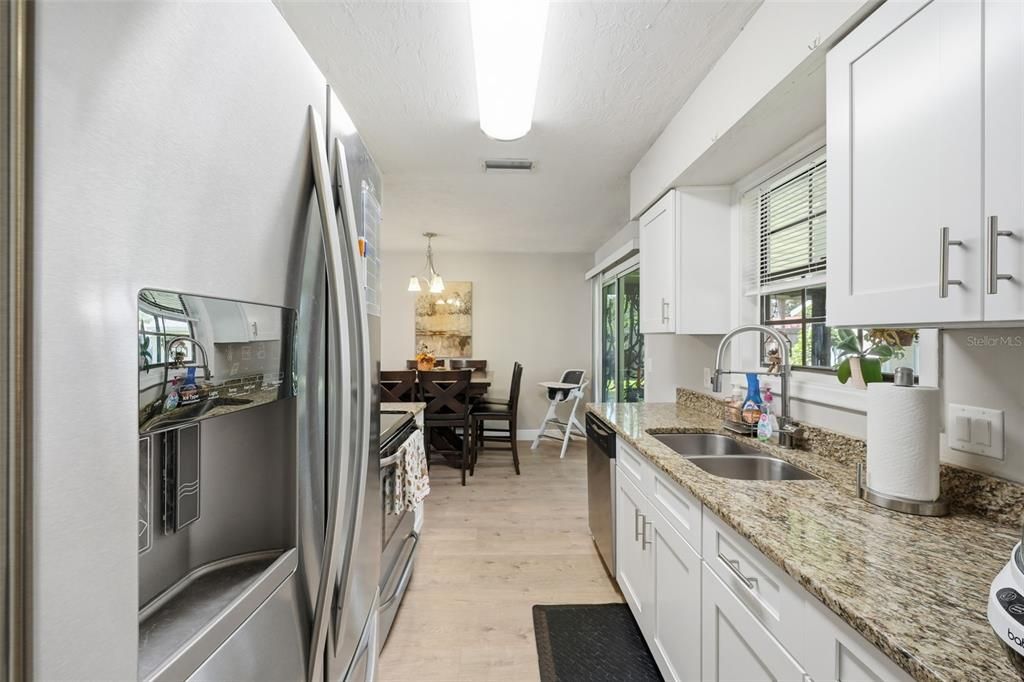 Под контрактом: $224,900 (3 спален, 2 ванн, 1162 Квадратных фут)