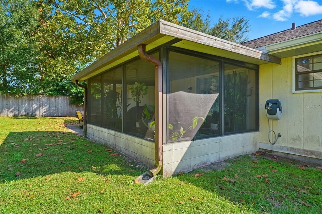 Под контрактом: $224,900 (3 спален, 2 ванн, 1162 Квадратных фут)