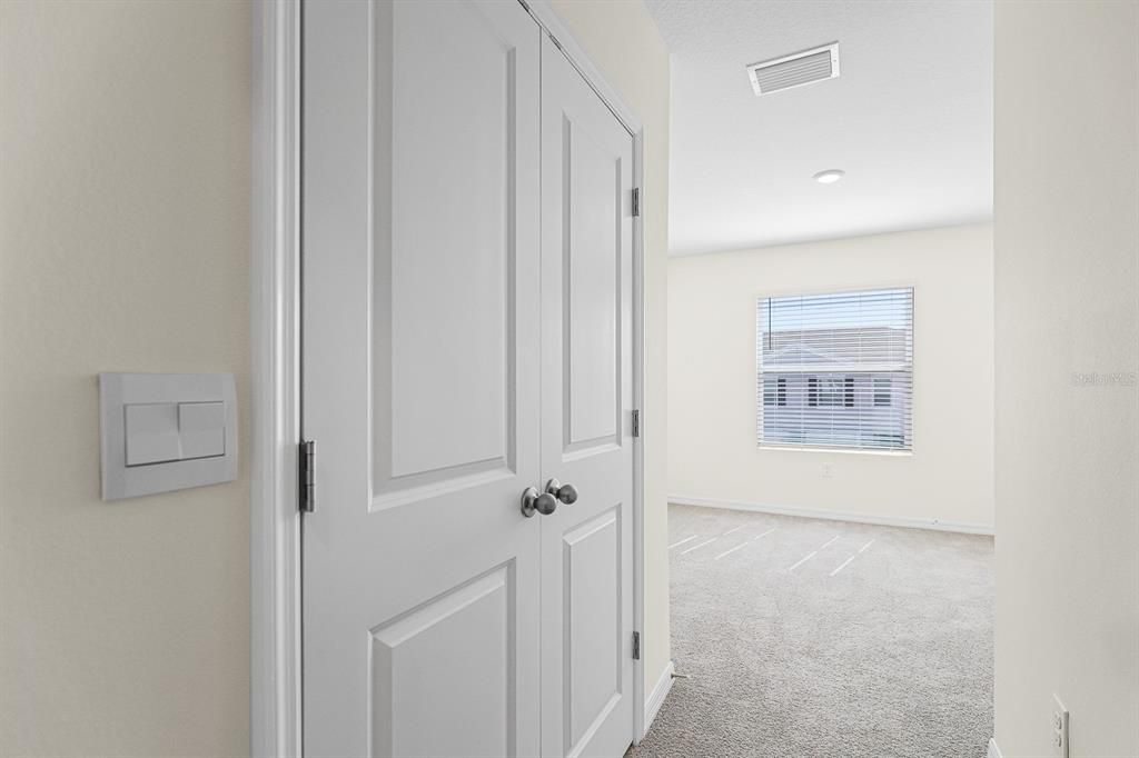 出租: $2,000 (3 贝兹, 2 浴室, 1707 平方英尺)