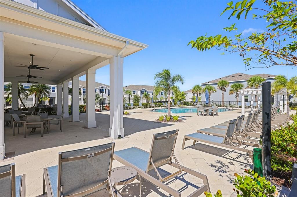 出租: $2,000 (3 贝兹, 2 浴室, 1707 平方英尺)