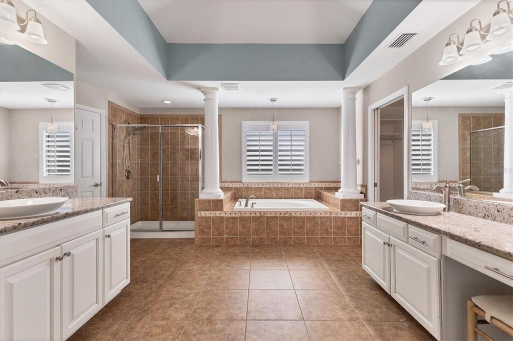 For Sale: $925,000 (5 beds, 3 baths, 3439 Square Feet)