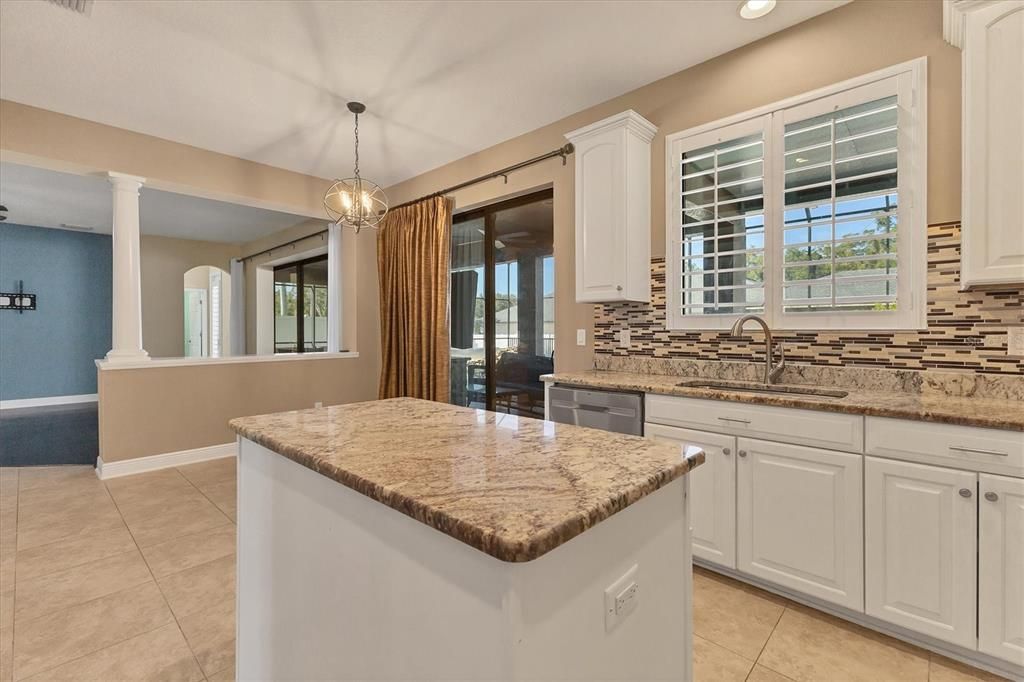 For Sale: $925,000 (5 beds, 3 baths, 3439 Square Feet)