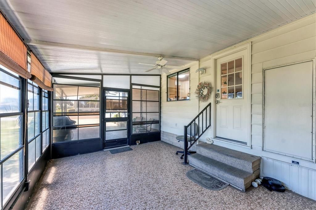 合同活跃: $185,000 (2 贝兹, 2 浴室, 1144 平方英尺)