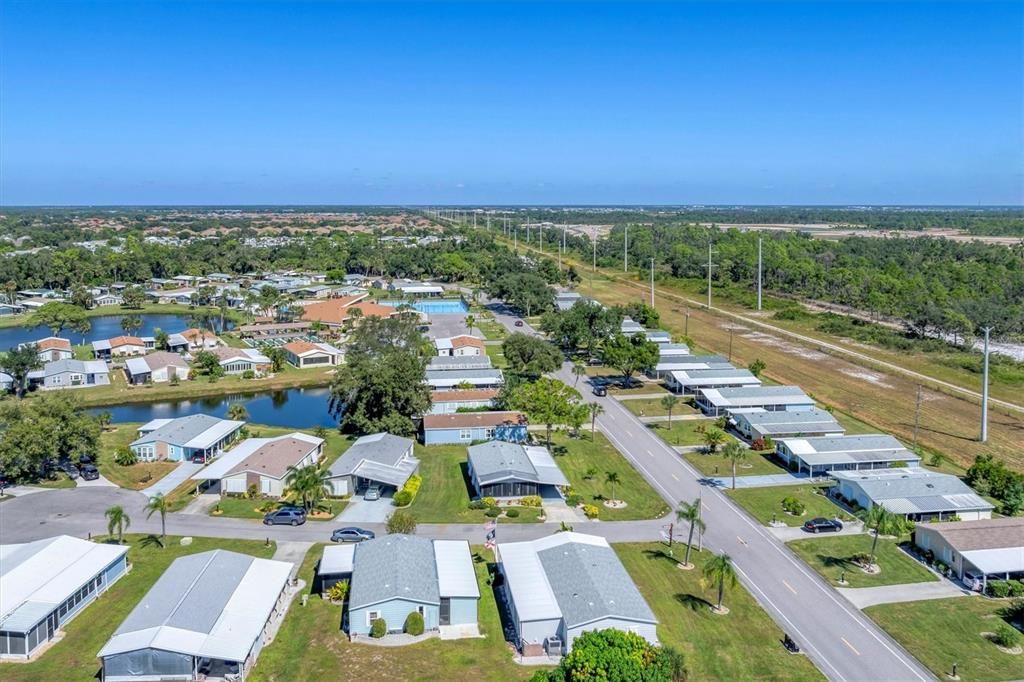 合同活跃: $185,000 (2 贝兹, 2 浴室, 1144 平方英尺)