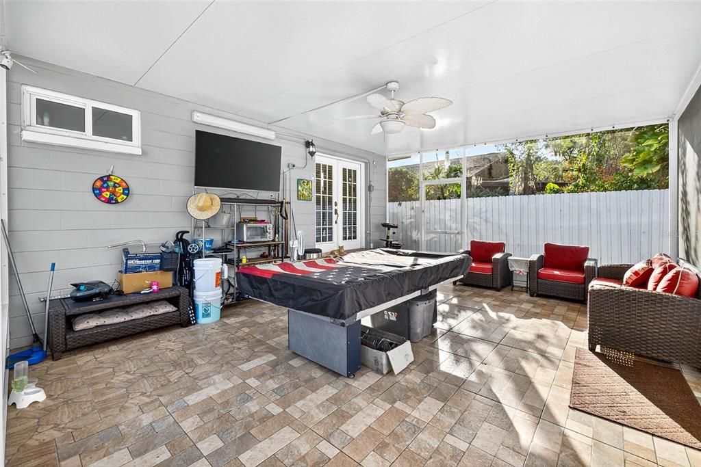 For Sale: $390,000 (4 beds, 3 baths, 1376 Square Feet)