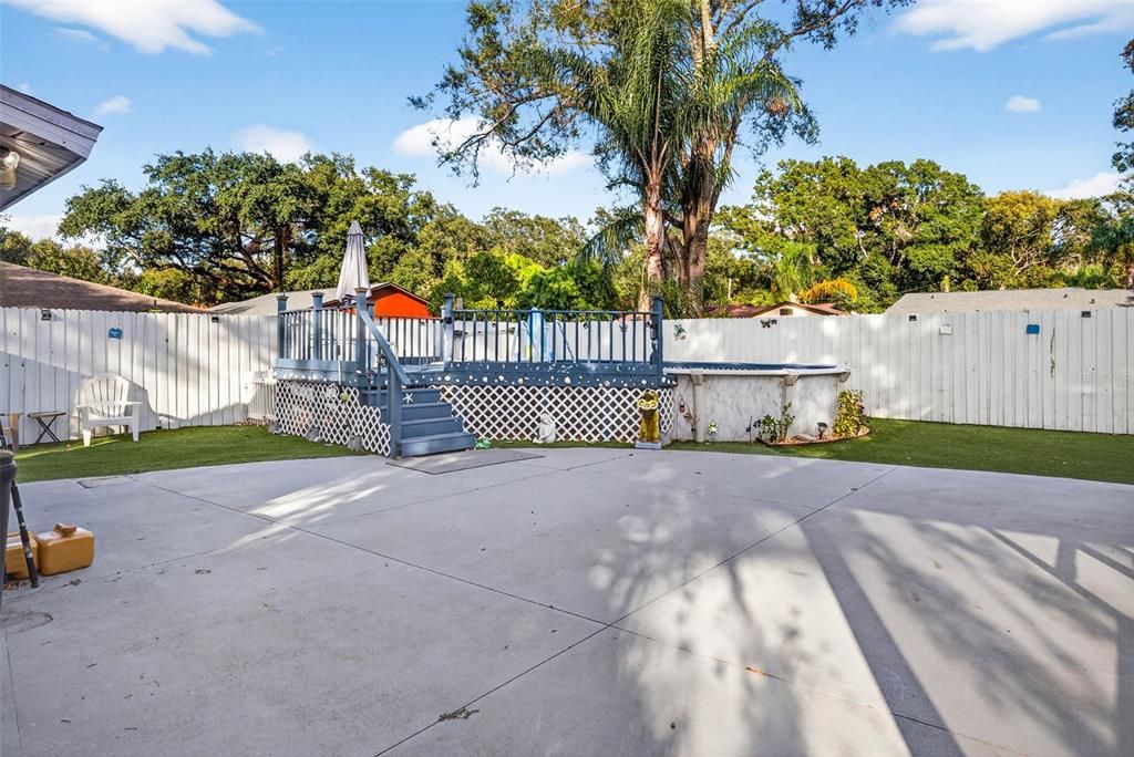 For Sale: $390,000 (4 beds, 3 baths, 1376 Square Feet)