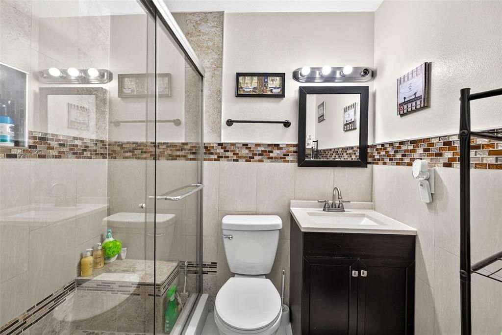 For Sale: $390,000 (4 beds, 3 baths, 1376 Square Feet)