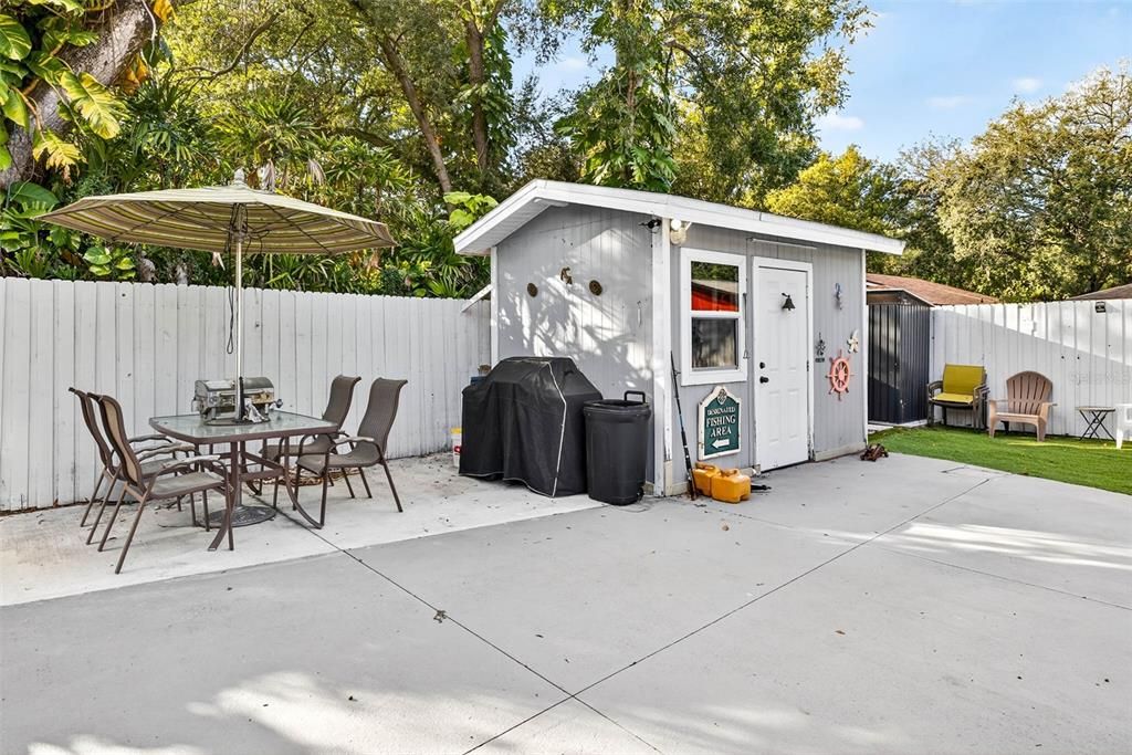 For Sale: $390,000 (4 beds, 3 baths, 1376 Square Feet)