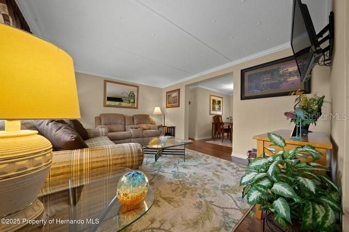 待售: $369,000 (3 贝兹, 2 浴室, 1344 平方英尺)