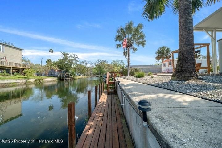 待售: $369,000 (3 贝兹, 2 浴室, 1344 平方英尺)