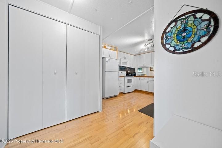 待售: $369,000 (3 贝兹, 2 浴室, 1344 平方英尺)