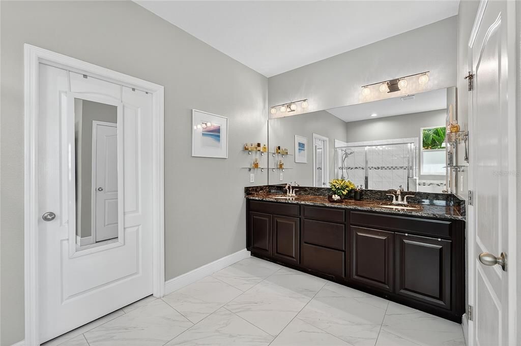 待售: $850,000 (4 贝兹, 4 浴室, 3618 平方英尺)