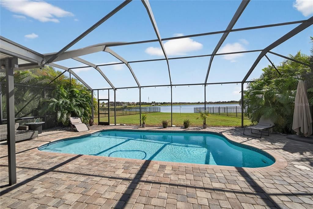 待售: $850,000 (4 贝兹, 4 浴室, 3618 平方英尺)