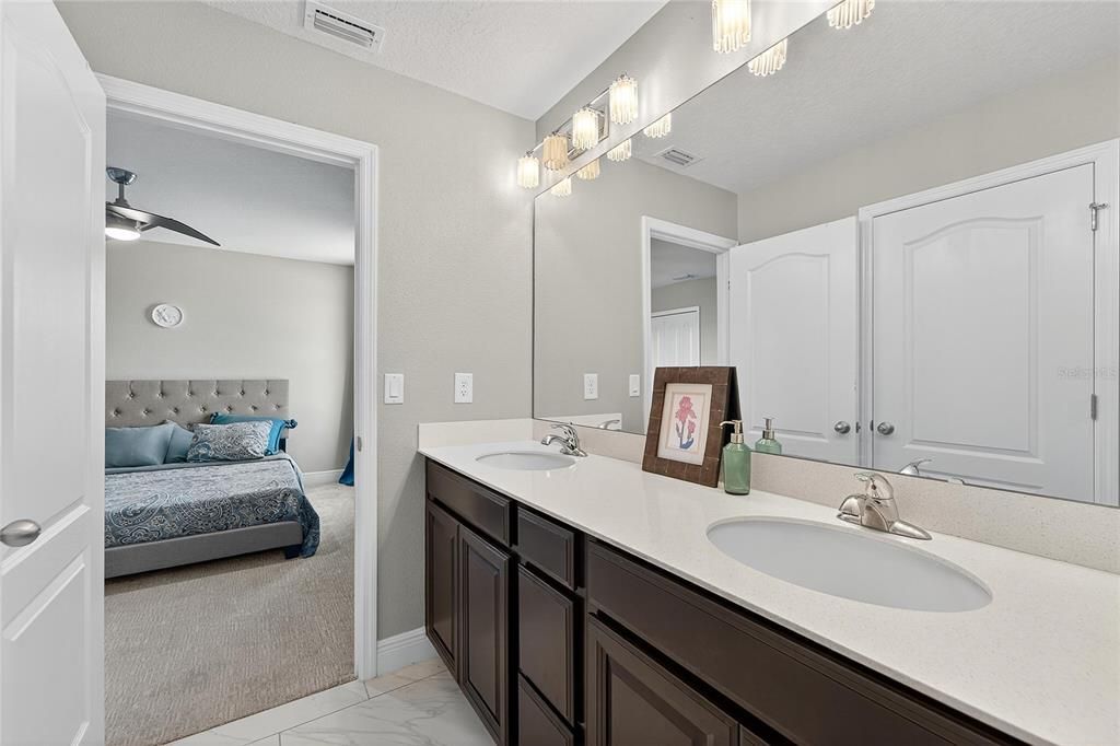 待售: $850,000 (4 贝兹, 4 浴室, 3618 平方英尺)