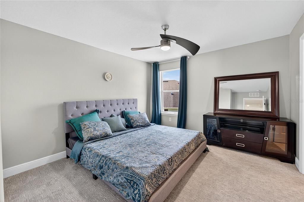 待售: $850,000 (4 贝兹, 4 浴室, 3618 平方英尺)