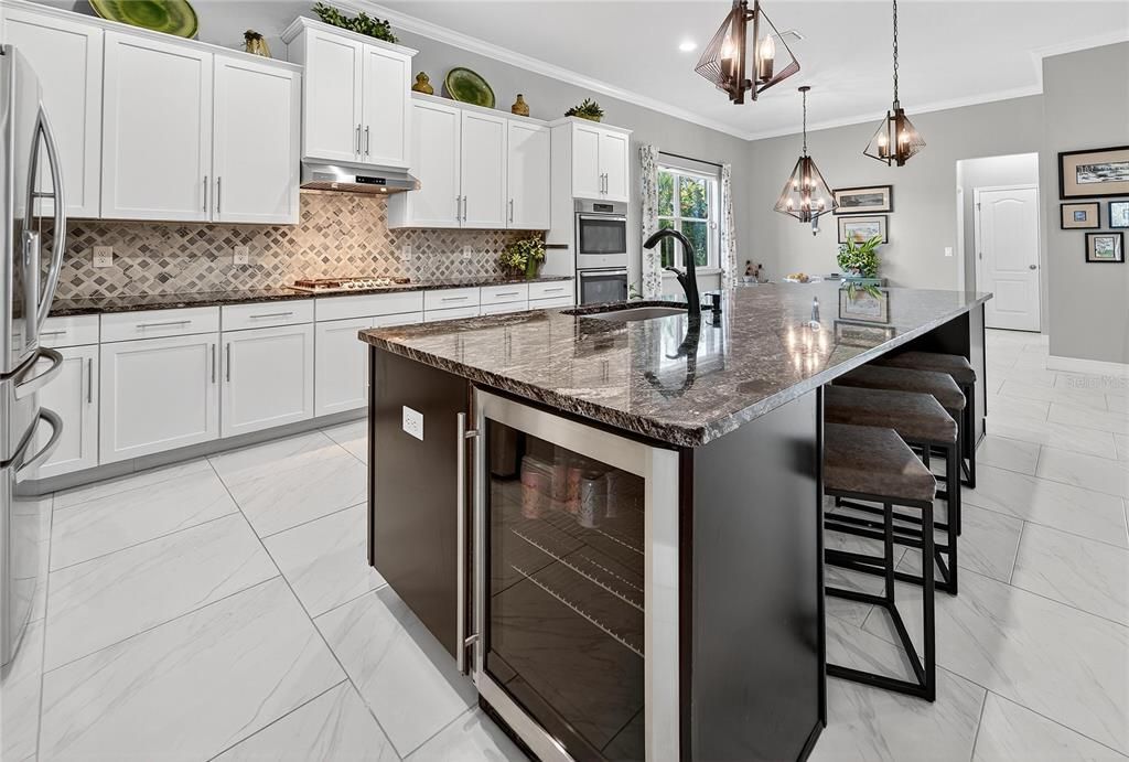 待售: $850,000 (4 贝兹, 4 浴室, 3618 平方英尺)