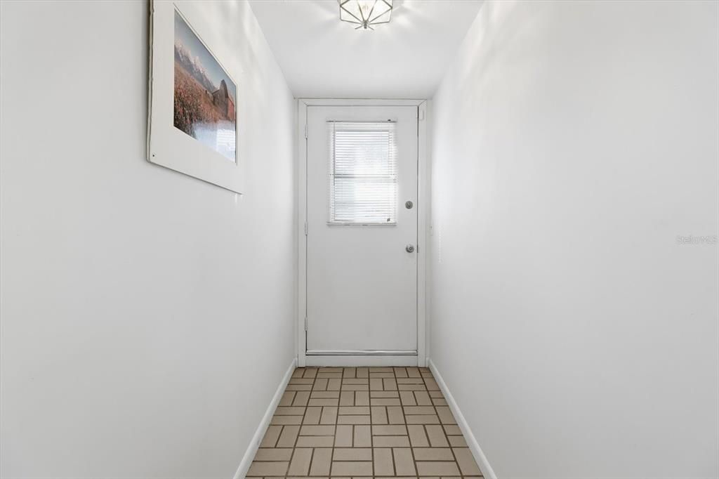 En Venta: $425,000 (3 camas, 2 baños, 2452 Pies cuadrados)