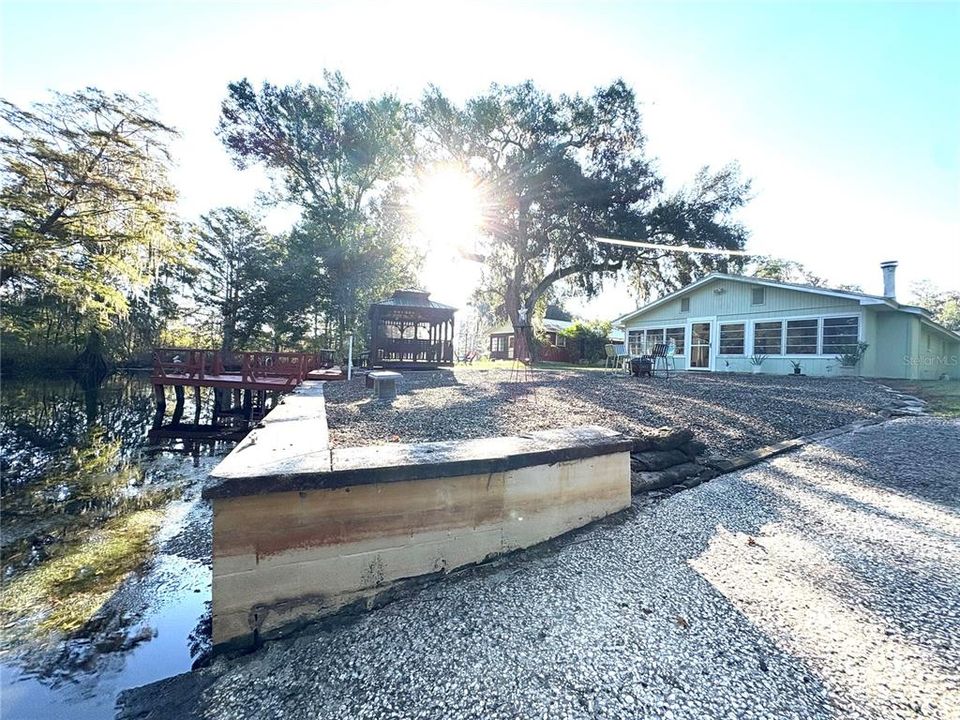 En Venta: $425,000 (3 camas, 2 baños, 2452 Pies cuadrados)