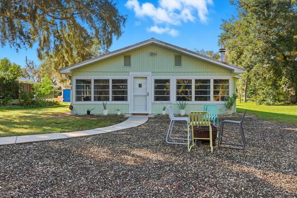 En Venta: $425,000 (3 camas, 2 baños, 2452 Pies cuadrados)