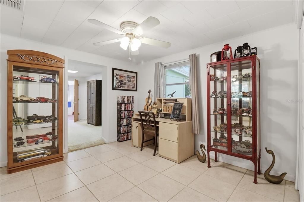 En Venta: $425,000 (3 camas, 2 baños, 2452 Pies cuadrados)