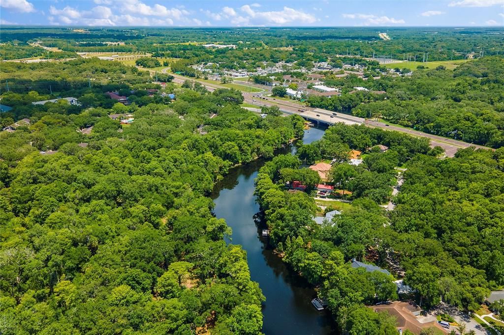 待售: $400,000 (0.27 acres)