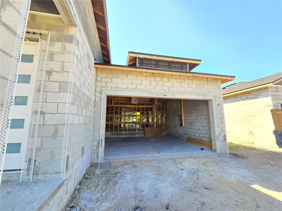 For Sale: $698,000 (3 beds, 2 baths, 1671 Square Feet)