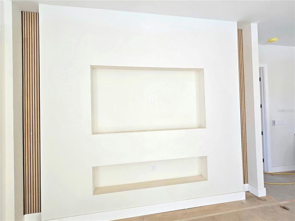 For Sale: $698,000 (3 beds, 2 baths, 1671 Square Feet)