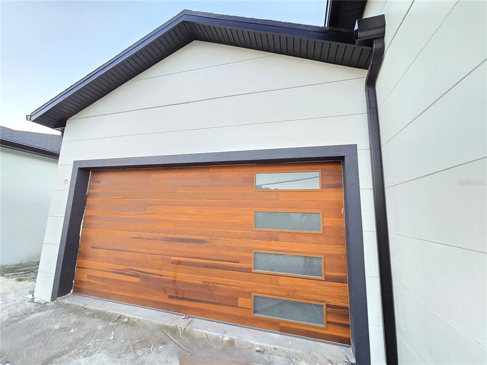 For Sale: $698,000 (3 beds, 2 baths, 1671 Square Feet)