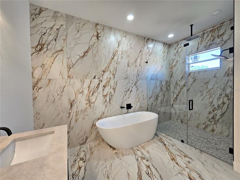 For Sale: $698,000 (3 beds, 2 baths, 1671 Square Feet)