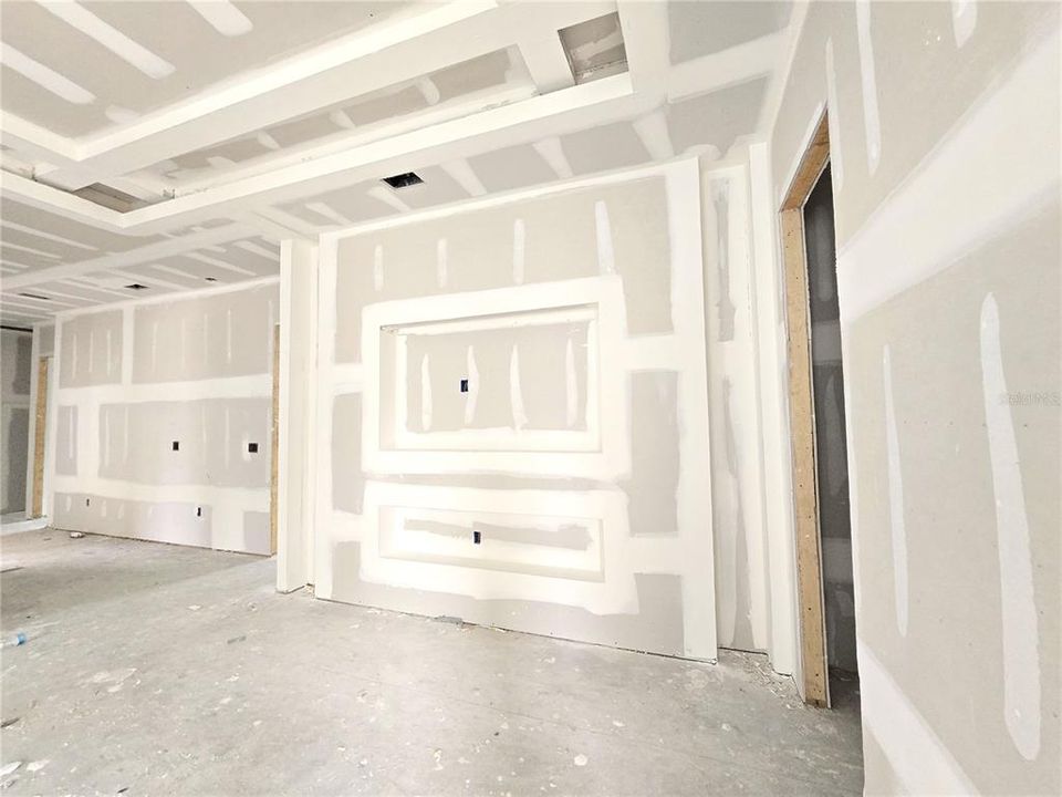 For Sale: $698,000 (3 beds, 2 baths, 1671 Square Feet)