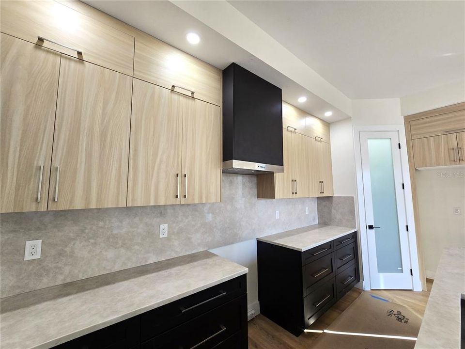 For Sale: $698,000 (3 beds, 2 baths, 1671 Square Feet)