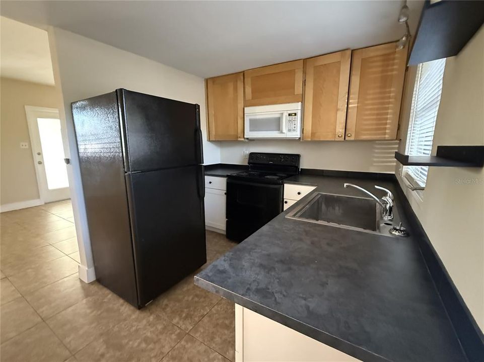 En Renta: $1,400 (1 camas, 1 baños, 800 Pies cuadrados)