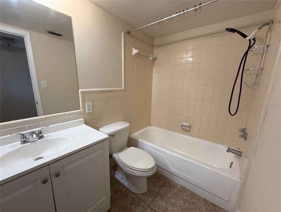 En Renta: $1,400 (1 camas, 1 baños, 800 Pies cuadrados)