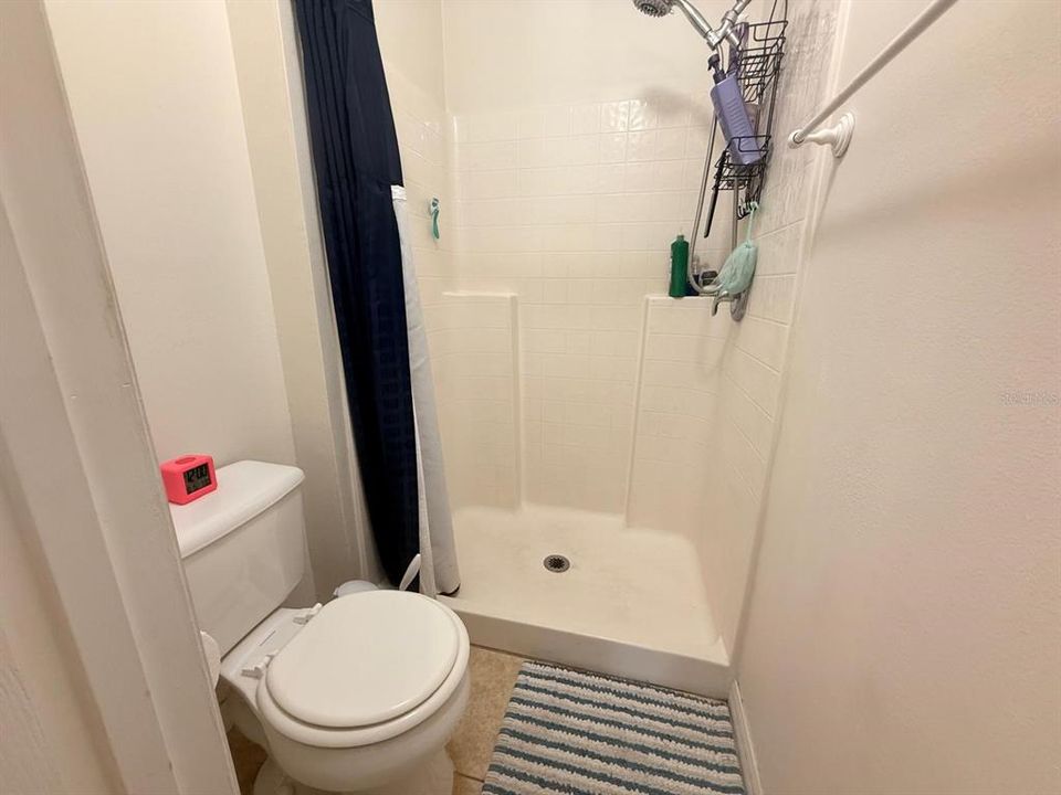 Active With Contract: $275,000 (3 beds, 2 baths, 1264 Square Feet)