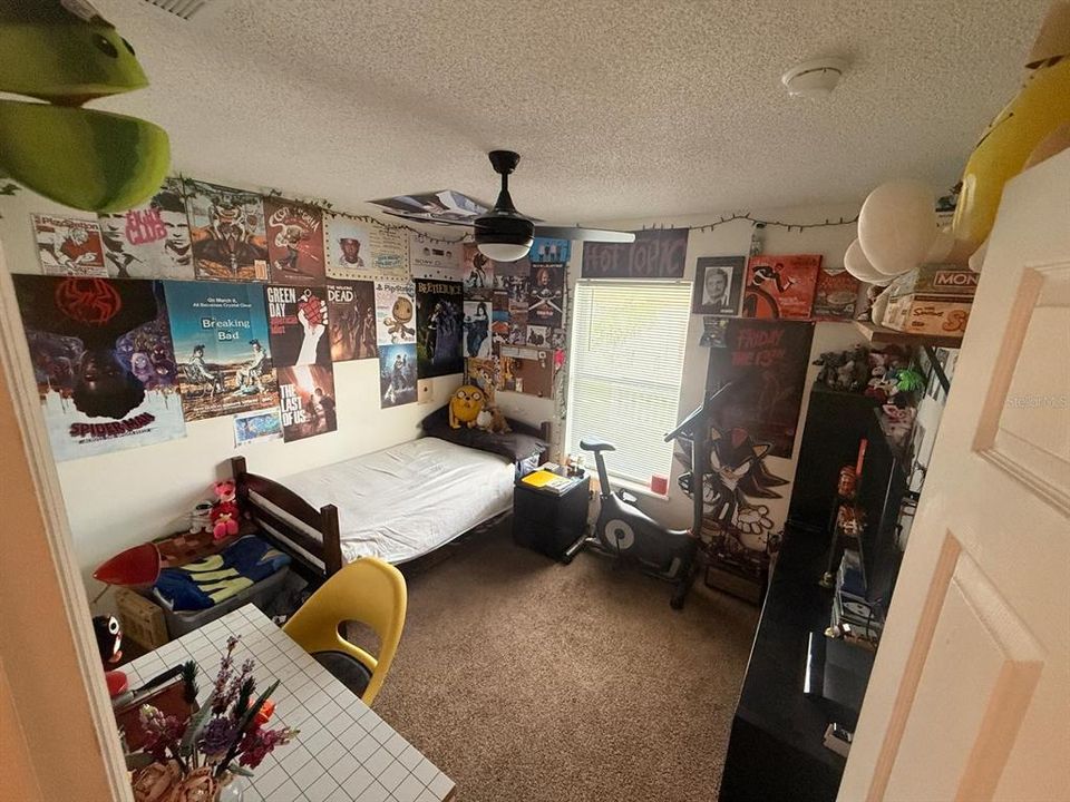 Active With Contract: $275,000 (3 beds, 2 baths, 1264 Square Feet)