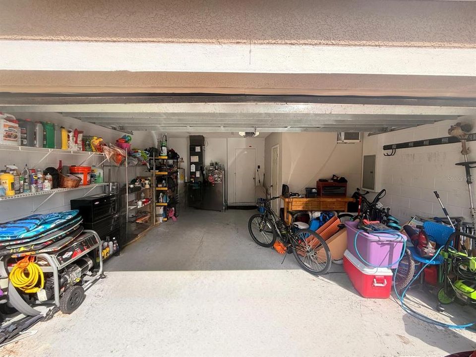 Active With Contract: $275,000 (3 beds, 2 baths, 1264 Square Feet)