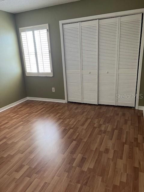 出租: $1,925 (2 贝兹, 2 浴室, 1010 平方英尺)