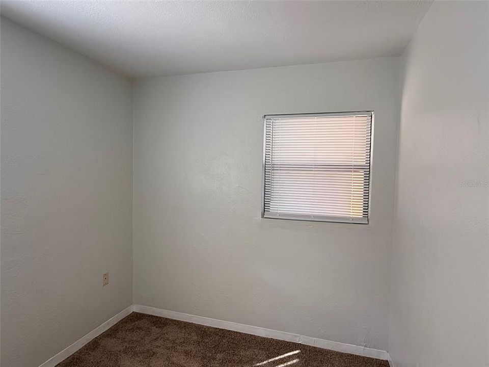 For Rent: $1,795 (3 beds, 1 baths, 744 Square Feet)