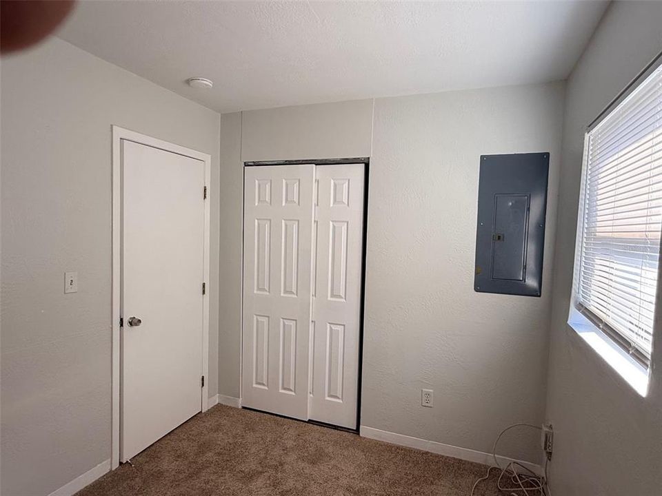 For Rent: $1,795 (3 beds, 1 baths, 744 Square Feet)