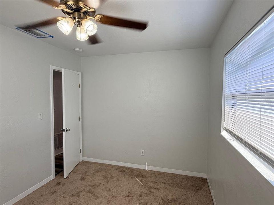 For Rent: $1,795 (3 beds, 1 baths, 744 Square Feet)