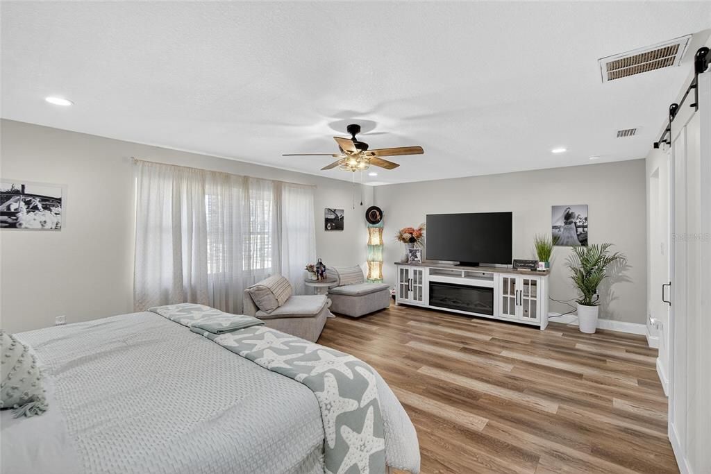 На продажу: $794,000 (3 спален, 3 ванн, 2841 Квадратных фут)