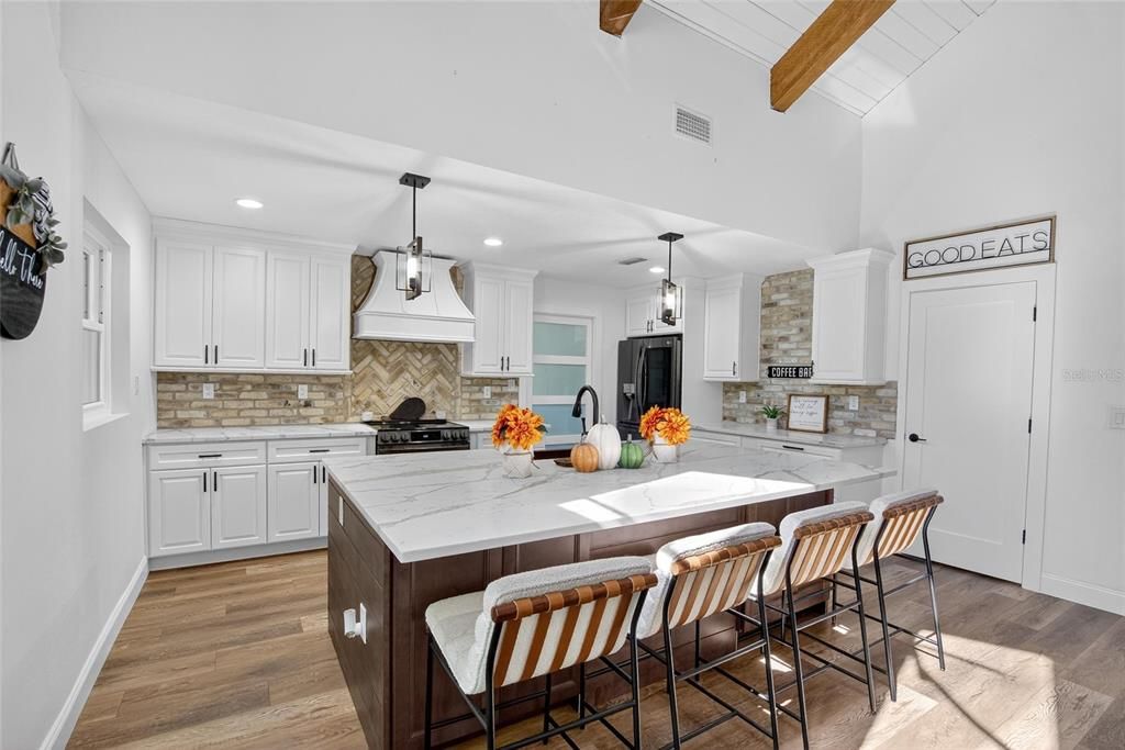 На продажу: $794,000 (3 спален, 3 ванн, 2841 Квадратных фут)