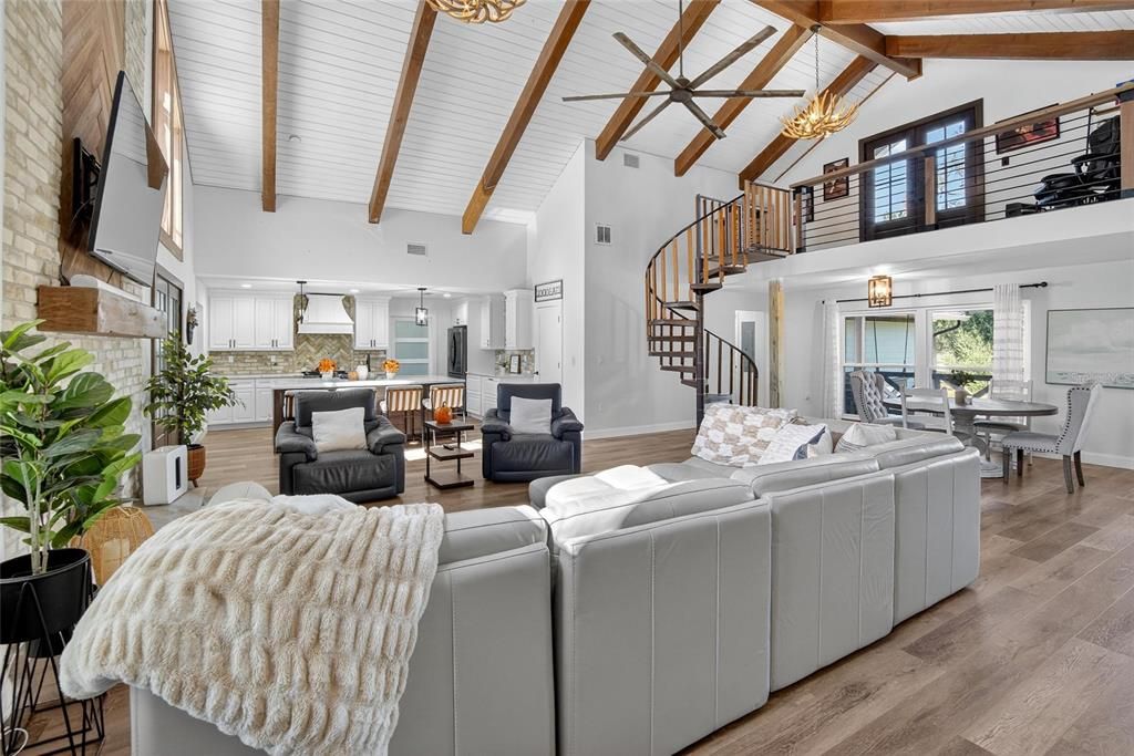 На продажу: $794,000 (3 спален, 3 ванн, 2841 Квадратных фут)