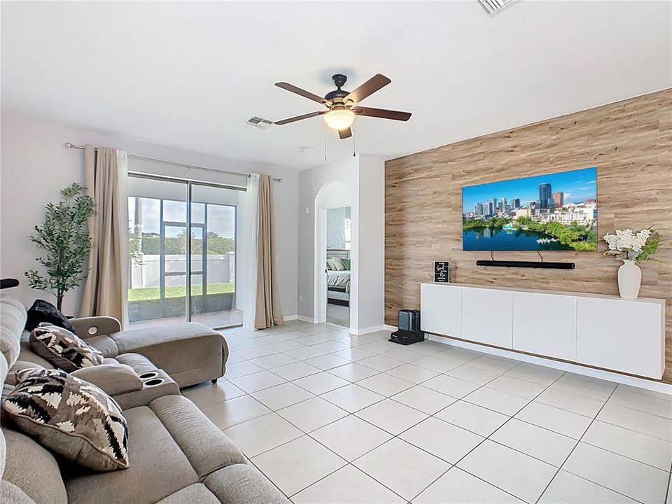 Active With Contract: $399,000 (4 beds, 2 baths, 2092 Square Feet)