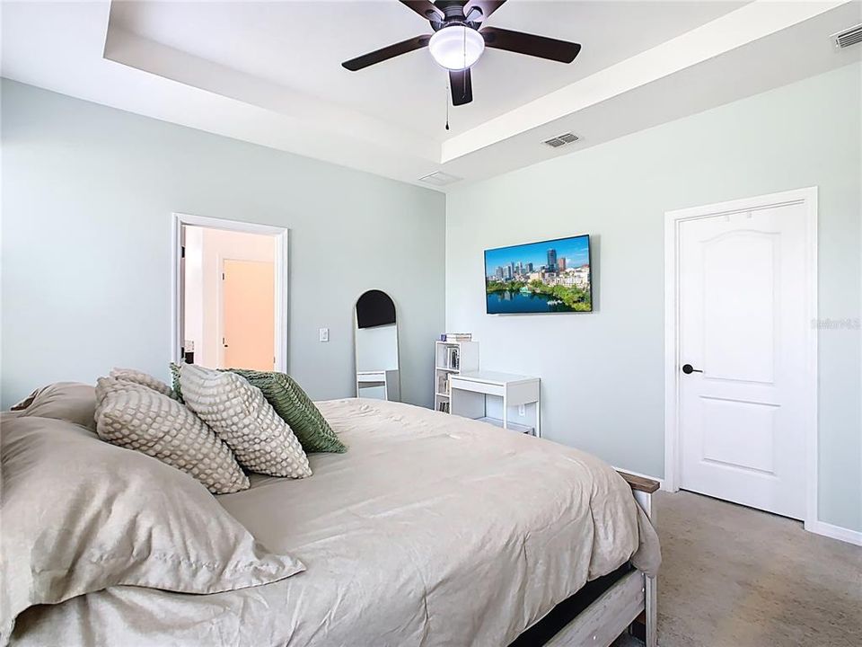 Active With Contract: $399,000 (4 beds, 2 baths, 2092 Square Feet)