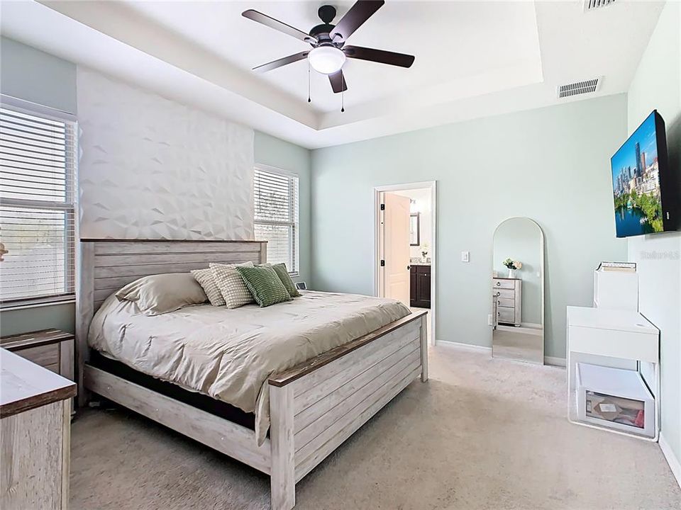 Active With Contract: $399,000 (4 beds, 2 baths, 2092 Square Feet)