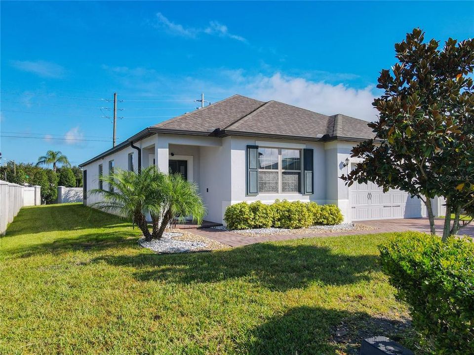 Active With Contract: $399,000 (4 beds, 2 baths, 2092 Square Feet)