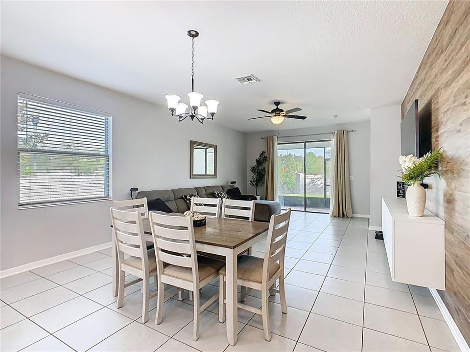 Active With Contract: $399,000 (4 beds, 2 baths, 2092 Square Feet)