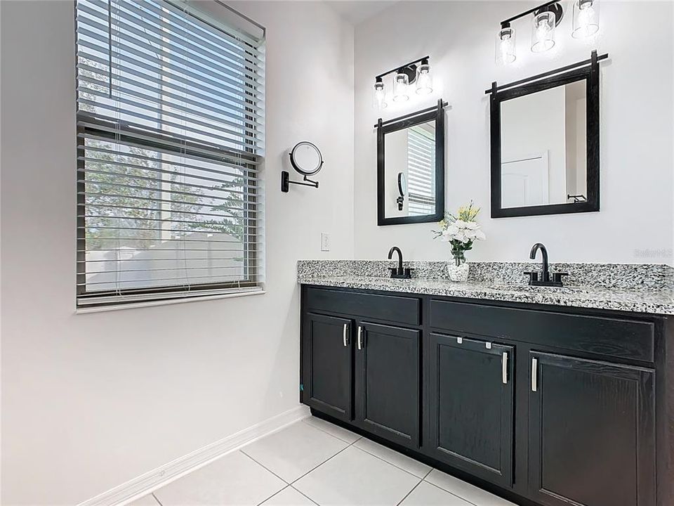 Active With Contract: $399,000 (4 beds, 2 baths, 2092 Square Feet)